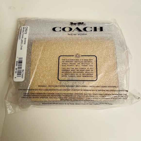 NWT Coach Mini Wallet On A Chain - Picture 6 of 8